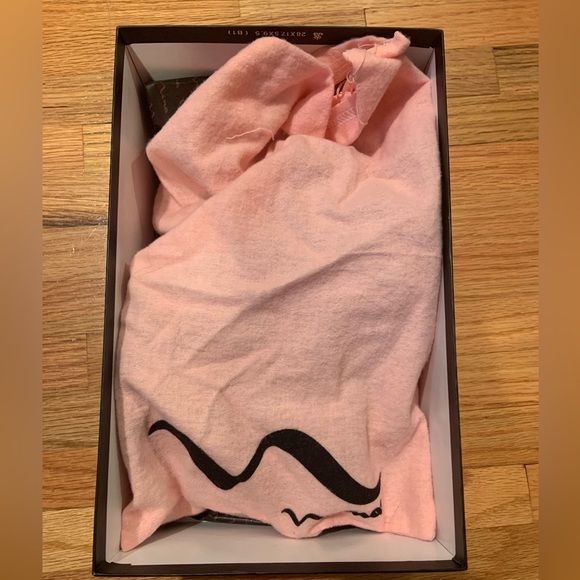 Black Luster Satin Formal Heels - Picture 5 of 7